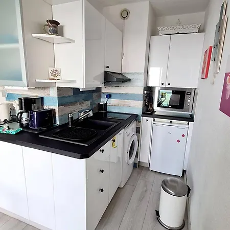 T2 Avec Wi-fi, Parking Prive, Piscine Et Tennis A 200m Des Plages Et Commerces - Fr-1-316-259 Six-Fours-les-Plages